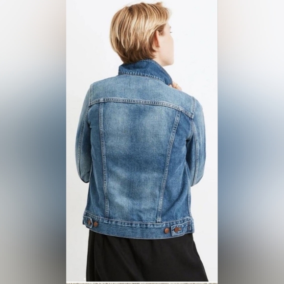 Madewell Pinter Wash Button Up Denim Jacket, Size Small. Worn Once, Like New! - Picture 4 of 15